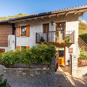 Ferienhaus Borgo Cantagallo Casa Olivia 2, Tremosine